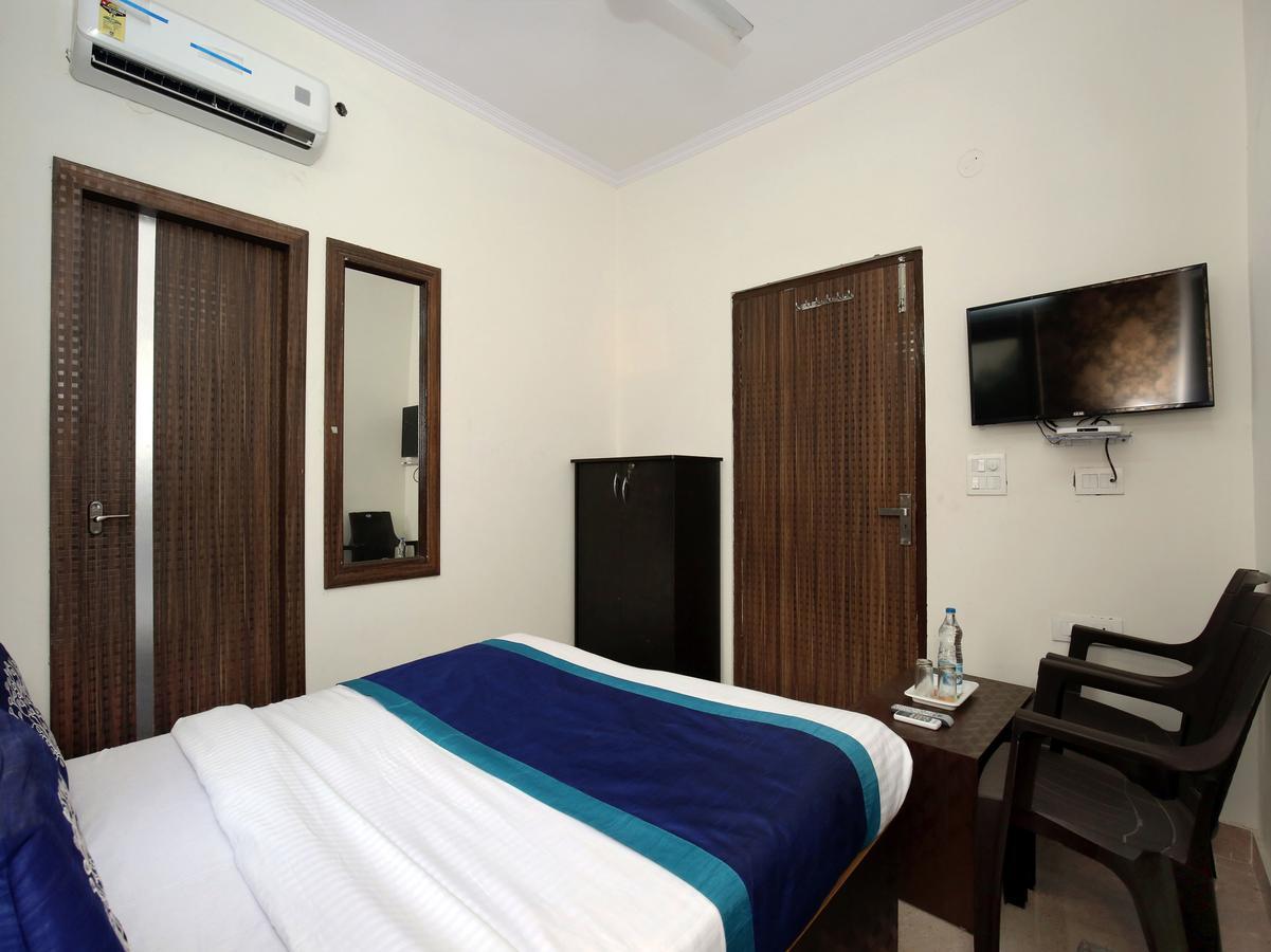 Oyo 10075 Hotel Kaydee Amritsar Zewnętrze zdjęcie